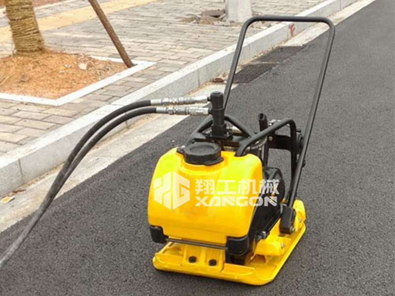 液壓平闆(pan)夯