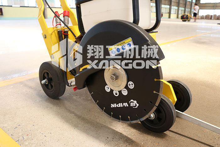 液壓圓盤(pan)切割鋸