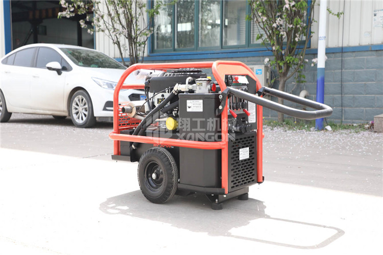 雙回(huí)路液壓動力(li)站 (2).jpg 雙回路液(ye)壓動力站 (2).jpg