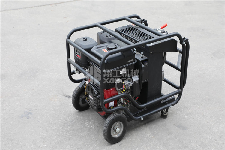 液壓(ya)動力站 (3).jpg 液壓動(dong)力站 (3).jpg